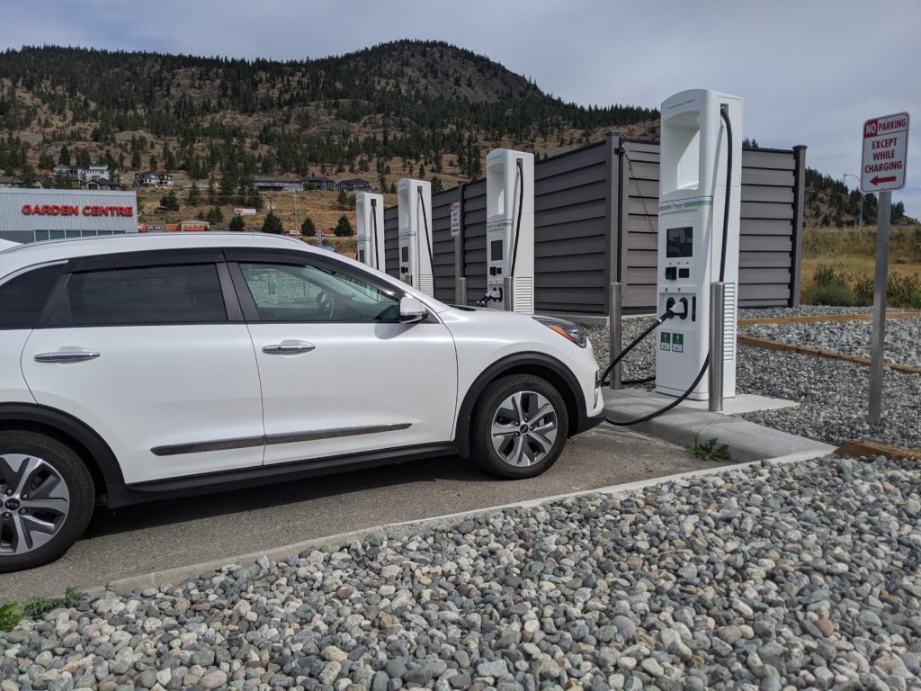 top 14 fastest charging electric cars